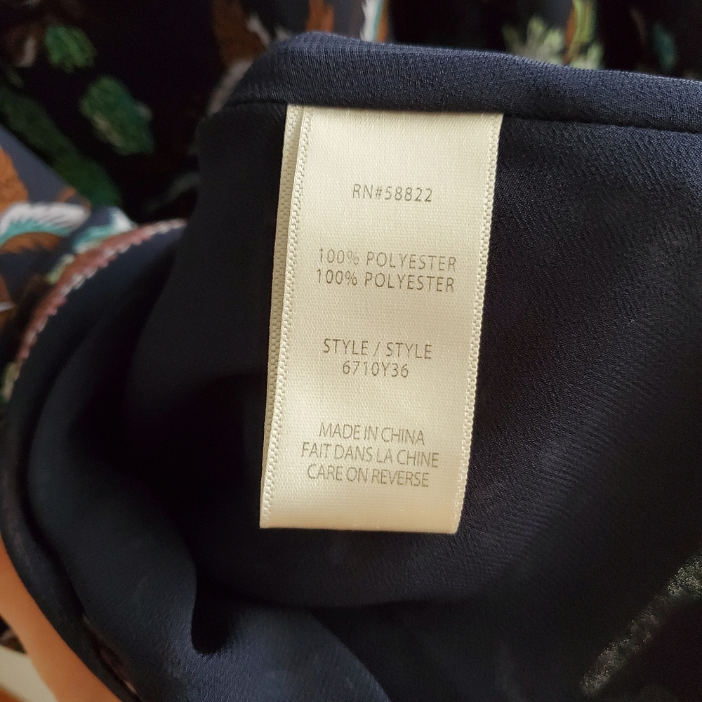 Max Studio Sleeveless Blouse Euc - image 6